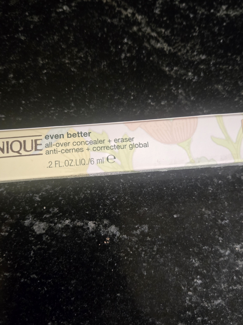 Clinique Even Better All-Over Concealer + Eraser - Light Beige Cn 02 Breeze
